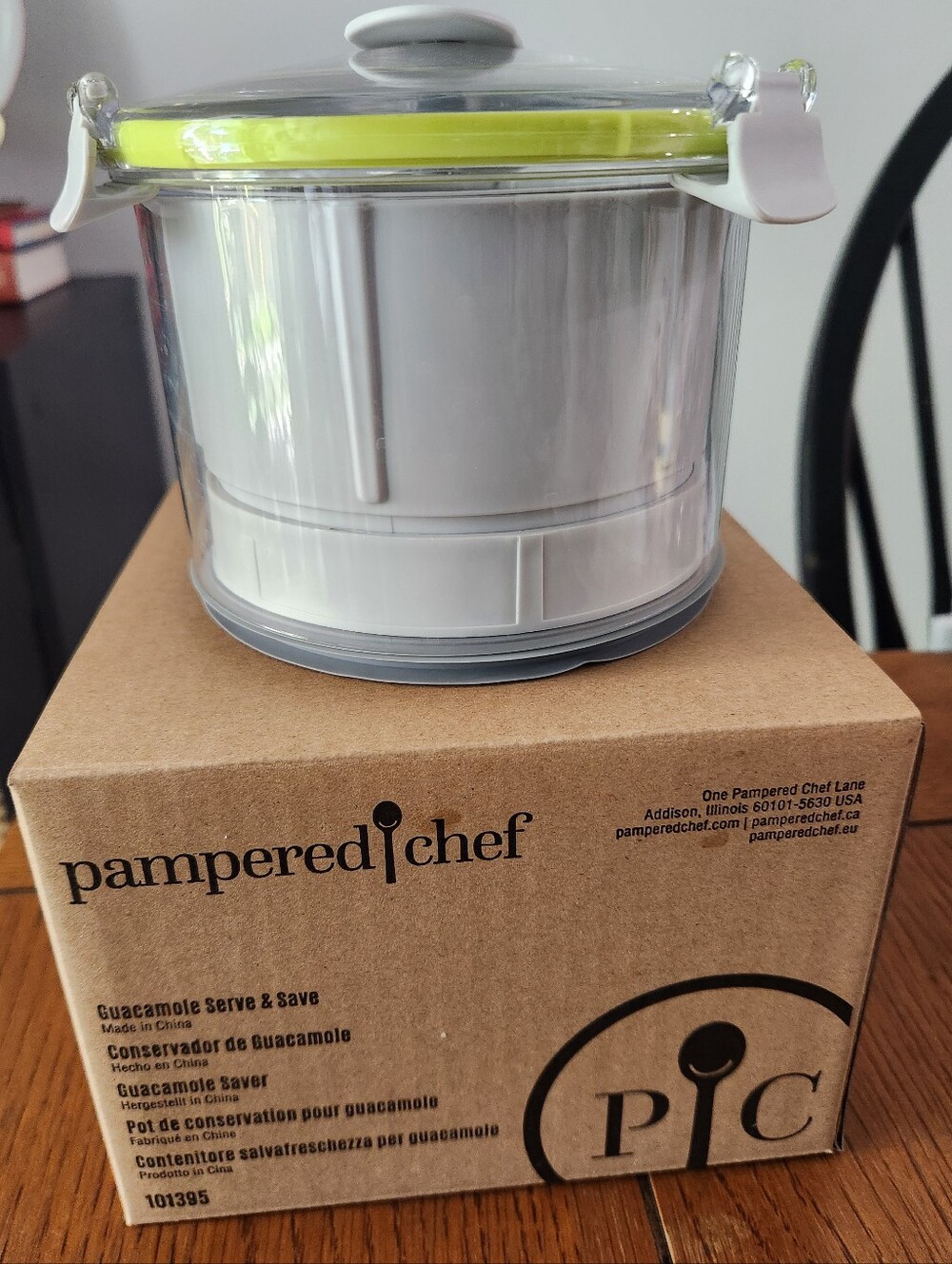 Pampered Chef Guacamole Serve & Save